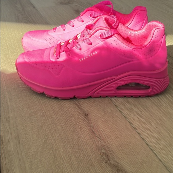 Hot Pink Sneakers Shoes - Picture 2 of 4